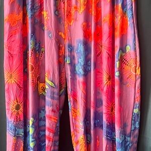 Vibrant Multicolor Floral Genie Plus Size Pants - Never Worn
